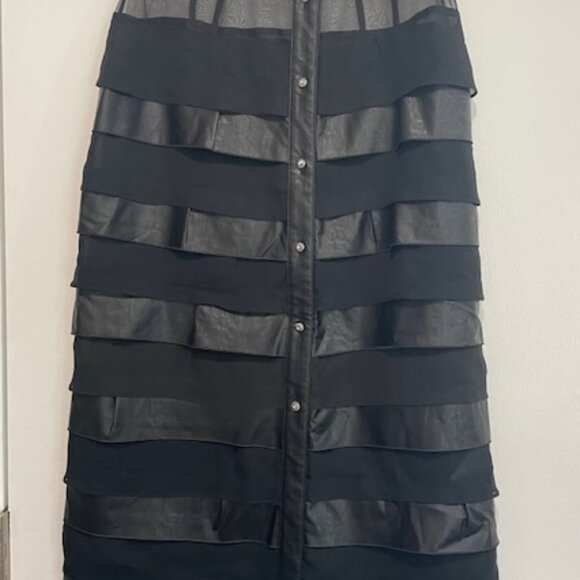 Koche Women's Black multi-layered button-front long skirt size M. - Picture 1 of 5